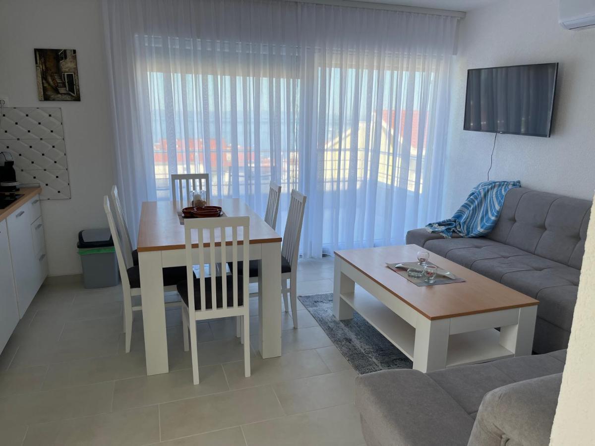 Sea View, Peaceful. Apartment Makarska Luaran gambar