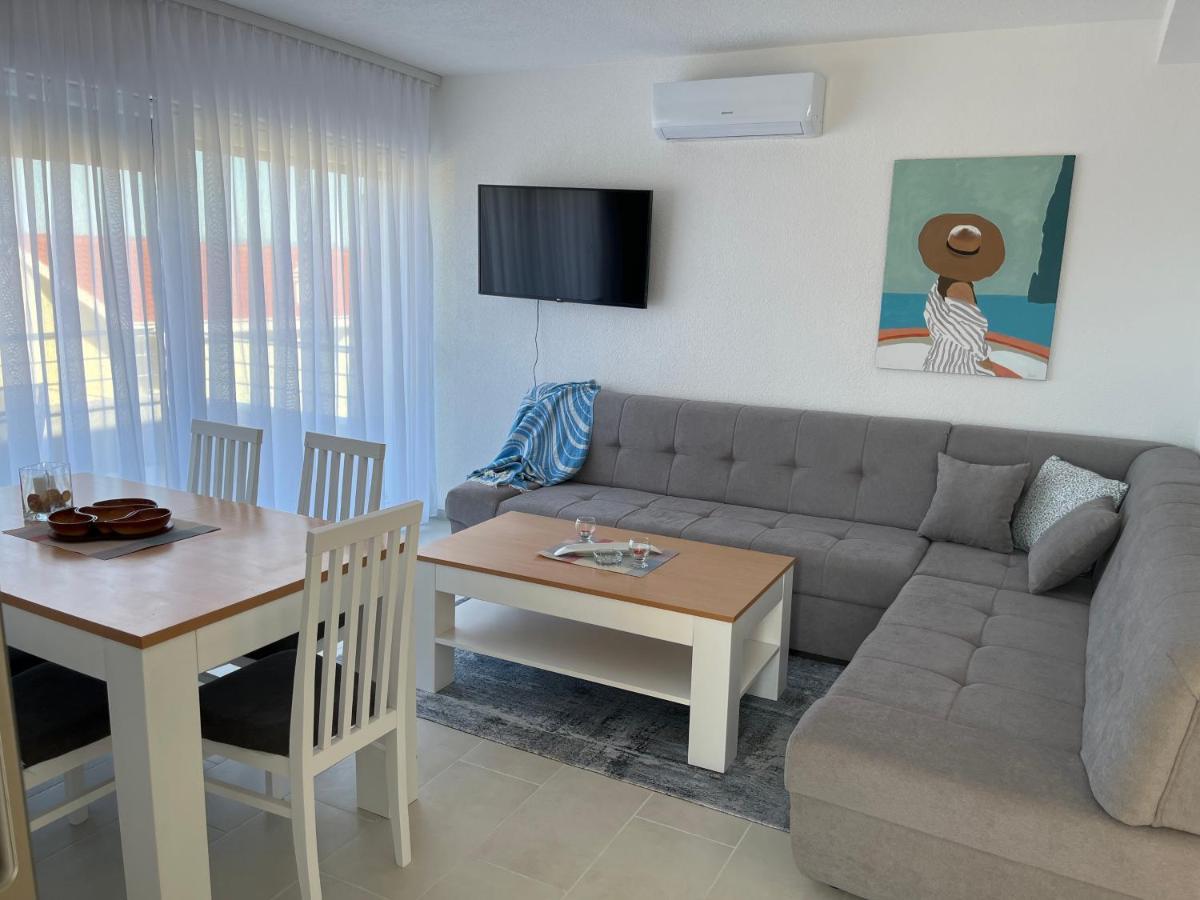 Sea View, Peaceful. Apartment Makarska Luaran gambar