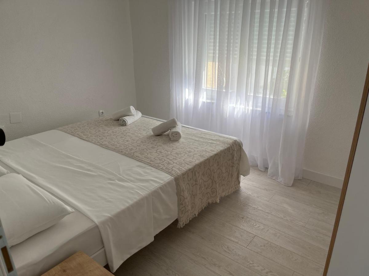 Sea View, Peaceful. Apartment Makarska Luaran gambar