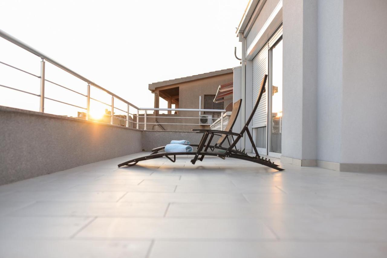 Sea View, Peaceful. Apartment Makarska Luaran gambar